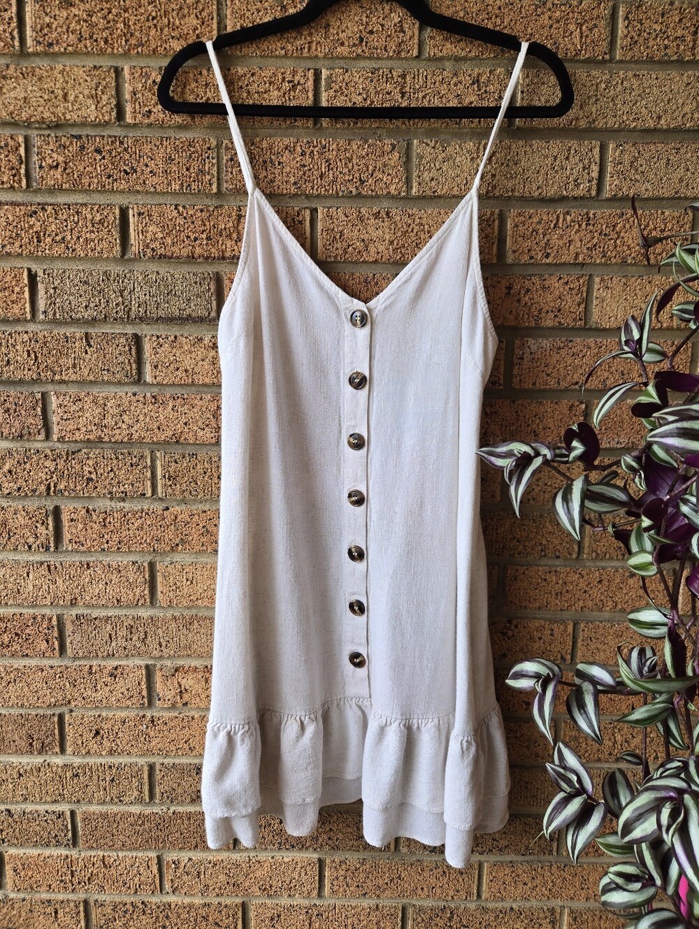 TitleBlue Rain Francesca's Auvie Linen Blend Button Front Mini dress Large
